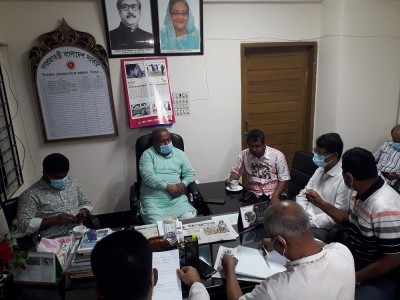 সবাইকে টিকা নেওয়ার আহব্বান চীফ হুইপের